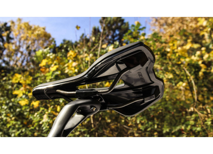 Sēdeklis BBB BSD-141 Echelon unisex melns