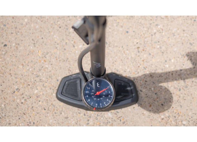 Floor pump BBB BFP-20 AirWave black