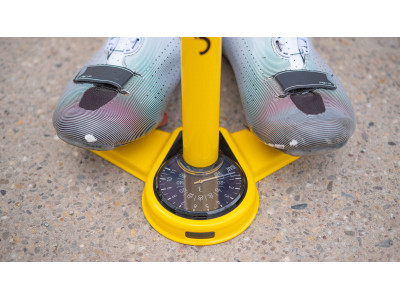 BBB BFP-27 AirSteel pastatoma pompa, yellow