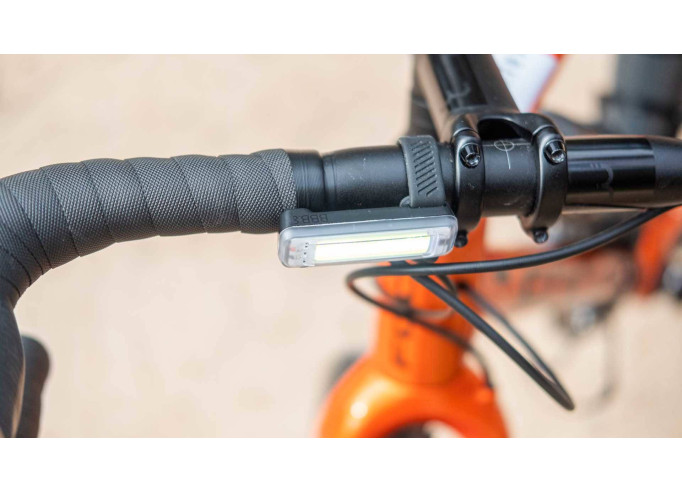 Front light BBB BLS-136 Signal USB, black