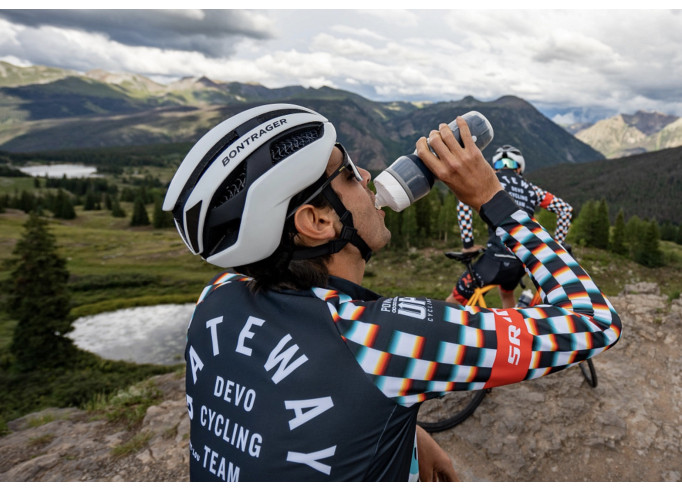 Ķivere Bontrager Circuit WaveCel sarkana