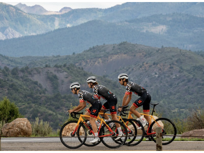 Ķivere Bontrager Circuit WaveCel sarkana