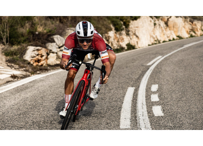 Trek Ballista Mips Road Bike Helmet black