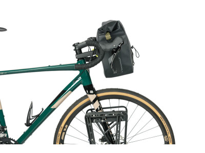 Basil Navigator Storm KF - handlebar bag - 10-11 liter - black