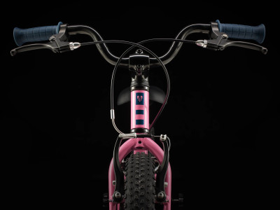 TREK Precaliber 16 Pink Frosting