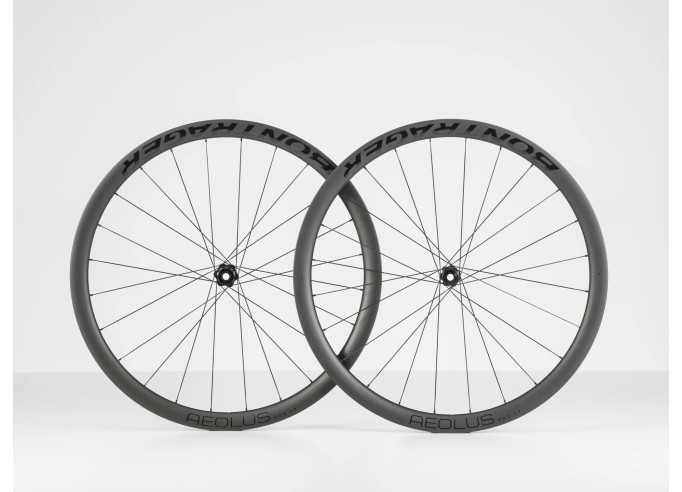 Wheel Bontrager Aeolus Pro 37 TLR Disc rear