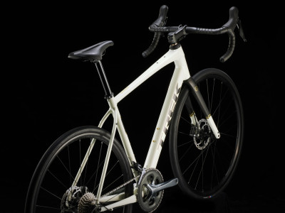 TREK Domane AL 4 Gen 4 Era White plento dviratis