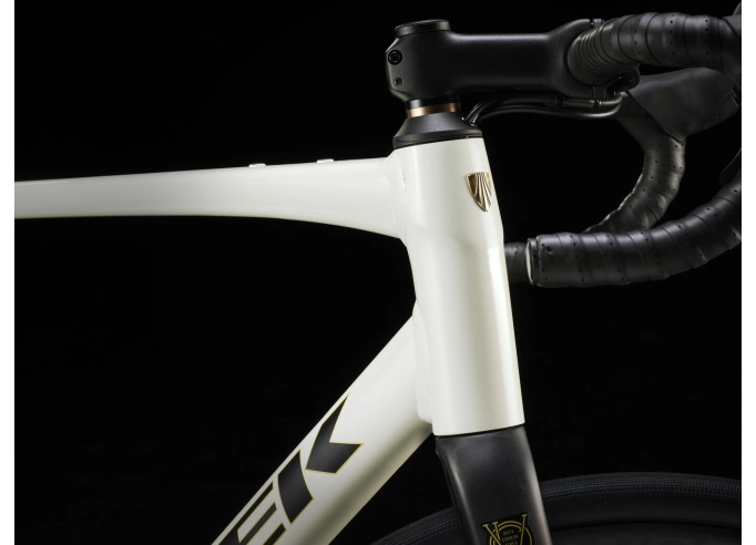 Šosejas velosipēds TREK Domane AL 4 Gen 4 balts