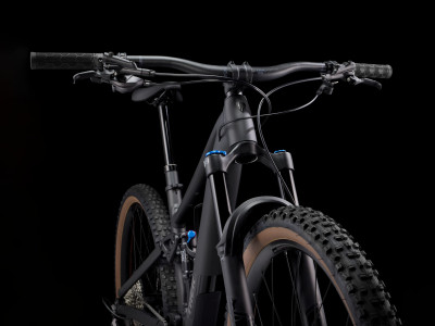TREK Top Fuel 8 Gen 4 melns