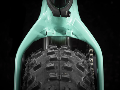 Mountainbike TREK Farley 5 Satin Blue Sage to Lithium Grey Fade