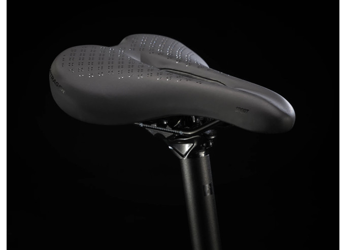 Velosipēds TREK FX 2 Disc Stagger sarkans