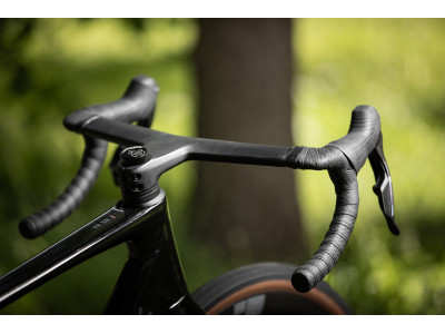Gravel bike Superior XR 9.8 GR Matte Carbon / Gloss Black