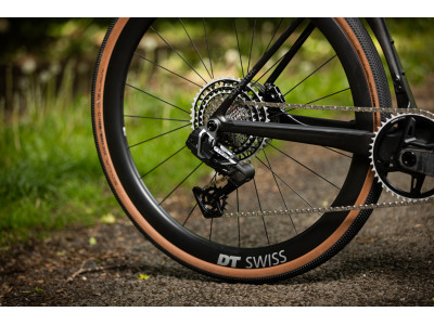 Superior XR 9.8 GR Matte Carbon / Gloss Black gravel dviratis