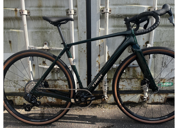 Gravel velosipēds TREK Checkpoint SL 6 AXS Gen 3 Dark Web/Ivy Smoke
