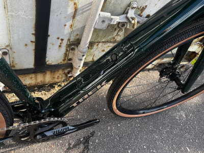 Gravel velosipēds TREK Checkpoint SL 6 AXS Gen 3 Dark Web/Ivy Smoke