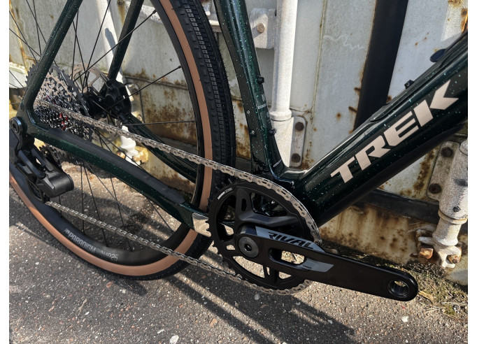 Gravel velosipēds TREK Checkpoint SL 6 AXS Gen 3 Dark Web/Ivy Smoke