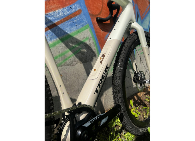 Gravel velosipēds TREK Checkpoint SL 6 AXS Gen 3 Era White/Buff Beige