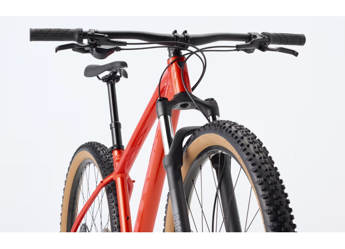 TREK Marlin 6 Gen 3 kalnų dviratis | Lava