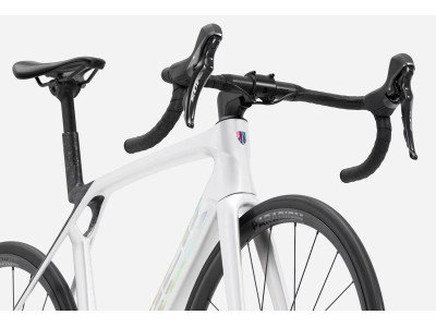 Šosejas velosipēds TREK Madone SL 5 | Gloss Crystal White/Matte Deep Smoke