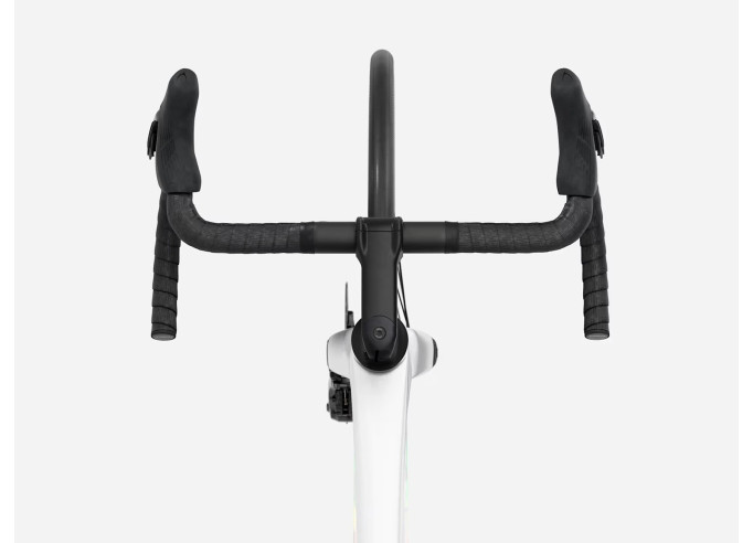 Šosejas velosipēds TREK Madone SL 6 | Gloss Crystal White/Matte Deep Smoke