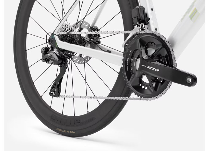 Šosejas velosipēds TREK Madone SL 6 | Gloss Crystal White/Matte Deep Smoke