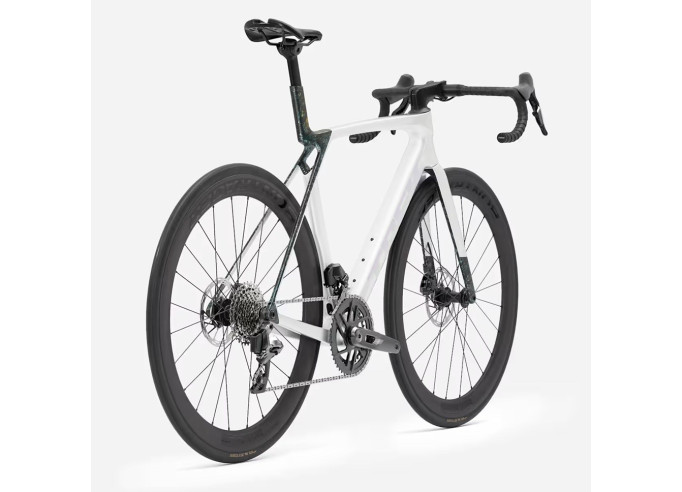 Maanteerattas TREK Madone SL 6 AXS | Gloss Crystal White/Matte Deep Smoke