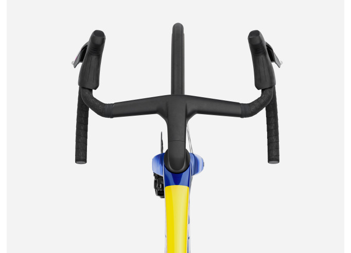 Road bike TREK Madone SLR 7 AXS | Team Replica