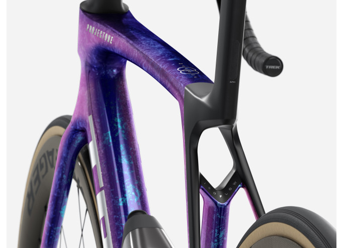 Road bike TREK Madone SLR 9 | Purple Phaze/Amethyst Marble