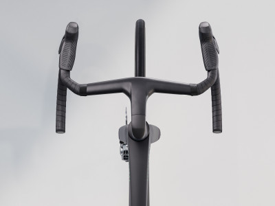 Road bike TREK Madone SLR 9 AXS | Matte Deep Smoke