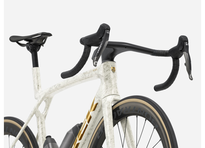 TREK Madone SLR 9 AXS plento dviratis | Era White/Supernova Marble