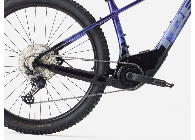 Elektriskais kalnu velosipēds TREK Marlin+ 8 | Purple Flip/Black Fade