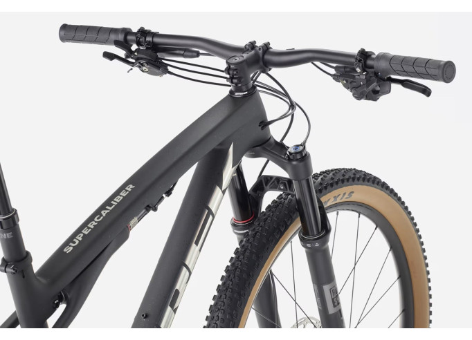Kalnu velosipēds TREK Supercaliber SL 9.6 | Matte Carbon/Gloss Black Splatter