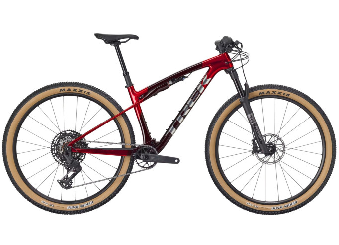 Maastikurattas TREK Supercaliber SL 9.6 | Fury Red/Carbon Red Smoke