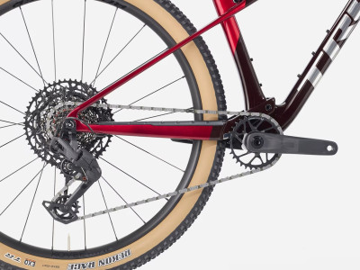 Maastikurattas TREK Supercaliber SL 9.6 | Fury Red/Carbon Red Smoke