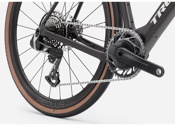 Gravel bike TREK Checkmate SLR 9 AXS | Gloss Trek Black/Matte Carbon Smoke