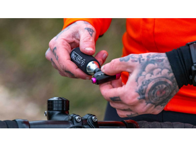 Muc-Off Road Inflator Kit co2