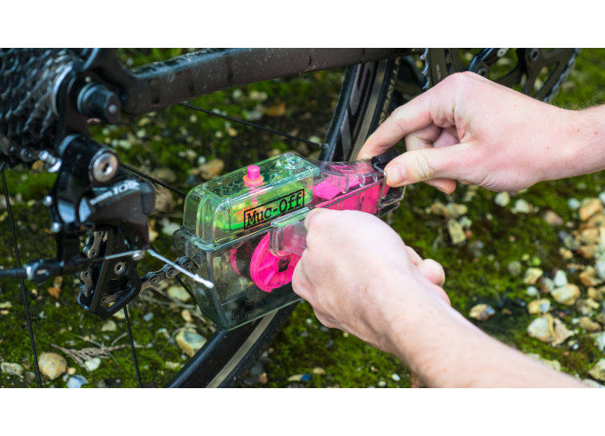 Muc-Off X3 Chain cleaning device