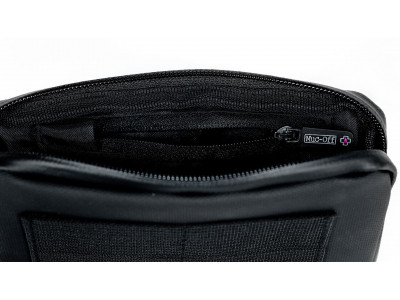 Rainproof Essentials Case Muc-Off