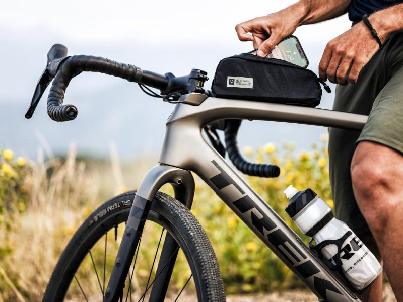 Gravel tipa velosipēdi